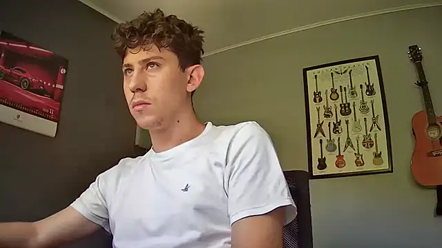 Snapshot of saint_not chatting on December 12, 2024, 12:12 pm saint not online show from December 12, 2024, 12:12 pm