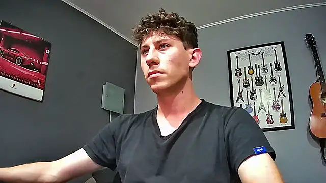 Snapshot of saint_not chatting on December 31, 2024, 2:19 am saint not online show from December 31, 2024, 2:19 am