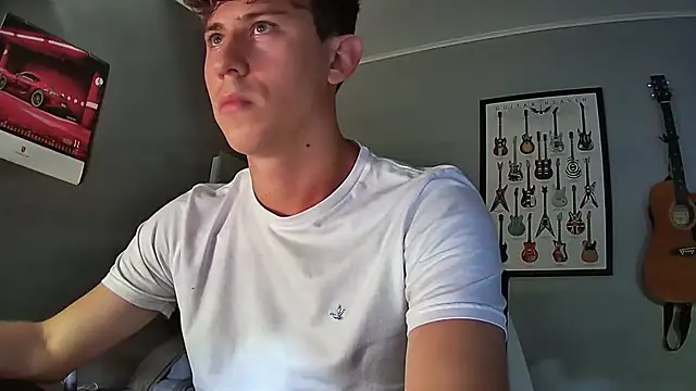 Snapshot of saint_not chatting on January 8, 2025, 7:13 pm saint not online show from January 8, 2025, 7:13 pm