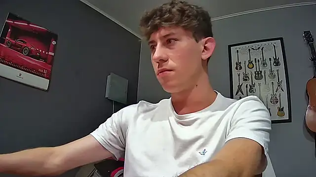 Snapshot of saint_not chatting on January 9, 2025, 3:36 am saint not online show from January 9, 2025, 3:36 am