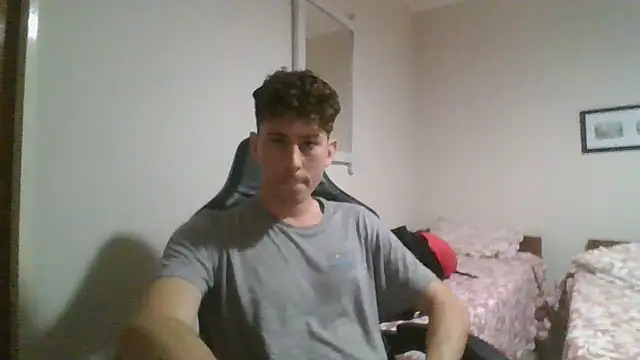 Snapshot of saint_not chatting on February 16, 2025, 10:32 pm saint not online show from February 16, 2025, 10:32 pm