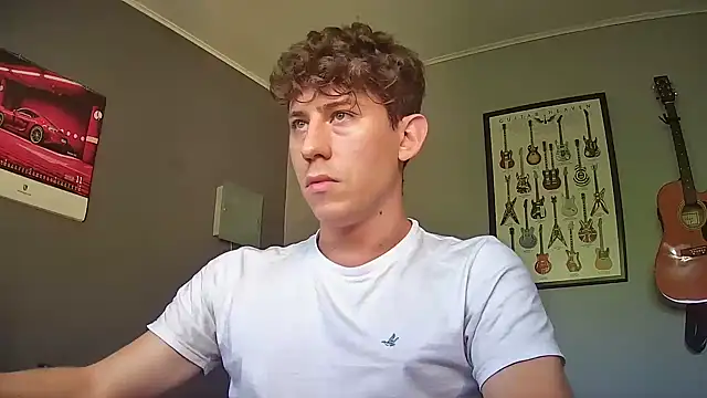 Snapshot of saint_not chatting on March 21, 2025, 1:12 pm saint not online show from March 21, 2025, 1:12 pm