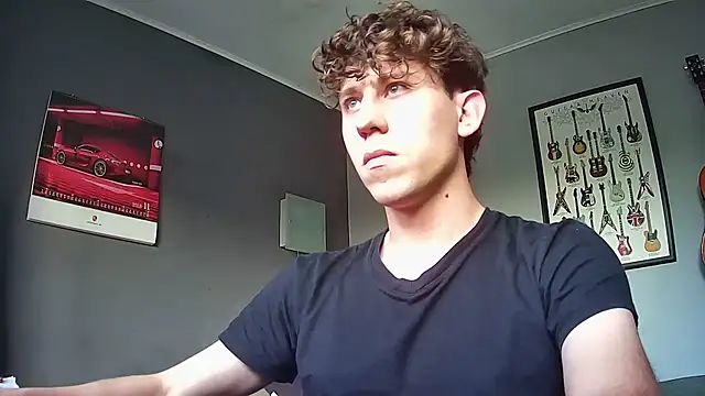 Snapshot of saint_not chatting on October 9, 2025, 9:35 pm saint not online show from October 9, 2025, 9:35 pm