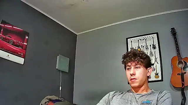 Snapshot of saint_not chatting on October 17, 2025, 1:25 pm saint not online show from October 17, 2025, 1:25 pm