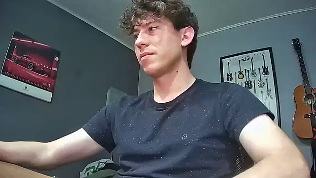 Snapshot of saint_not chatting on October 24, 2025, 12:19 am saint not online show from October 24, 2025, 12:19 am