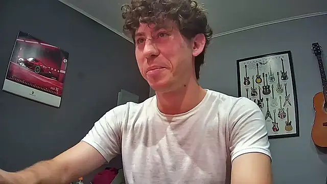 Snapshot of saint_not chatting on November 3, 2025, 1:40 am saint not online show from November 3, 2025, 1:40 am