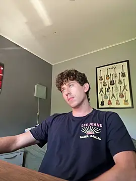 Snapshot of saint_not chatting on February 17, 2026, 7:09 pm saint not online show from February 17, 2026, 7:09 pm