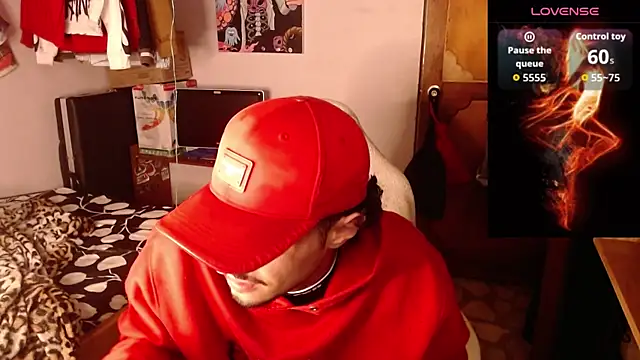 Snapshot of Apolo_S chatting on February 14, 2026, 11:01 pm Apolo S online show from February 14, 2026, 11:01 pm