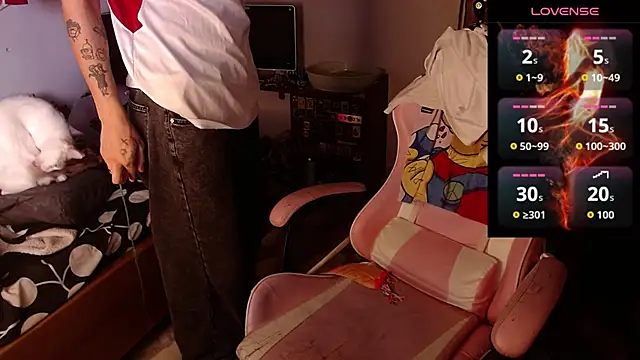 Snapshot of Apolo_S chatting on February 17, 2026, 5:30 pm Apolo S online show from February 17, 2026, 5:30 pm