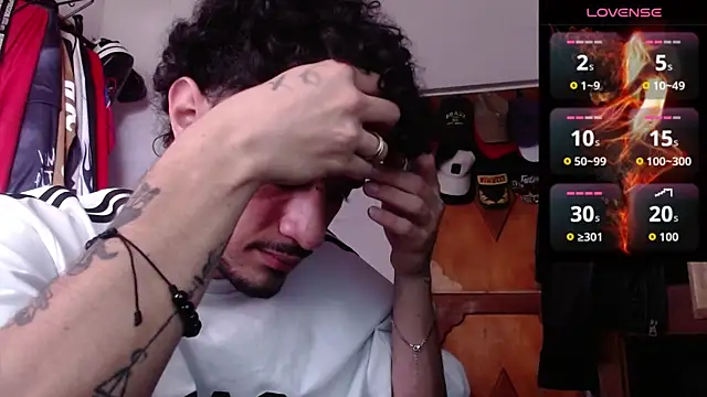 Snapshot of Apolo_S chatting on February 25, 2026, 4:27 pm Apolo S online show from February 25, 2026, 4:27 pm