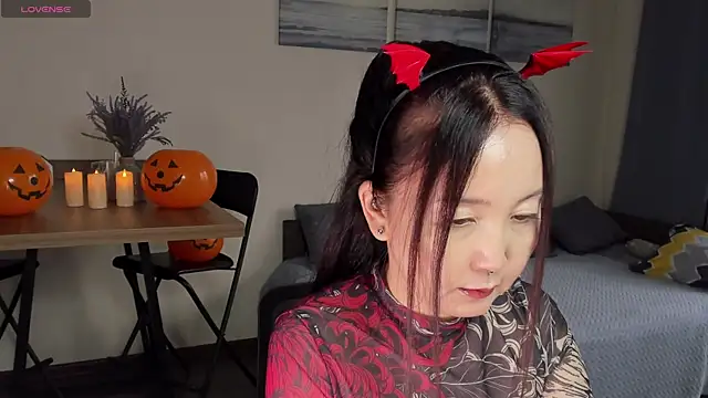 AvroraSakura online show from October 30, 2025, 11:22 am