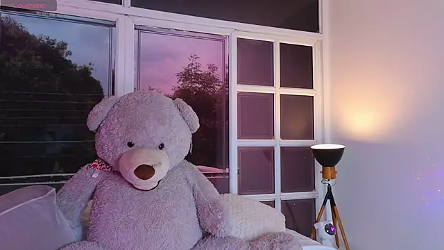 Evangelyne 1 online show from March 6, 2025, 3:35 pm