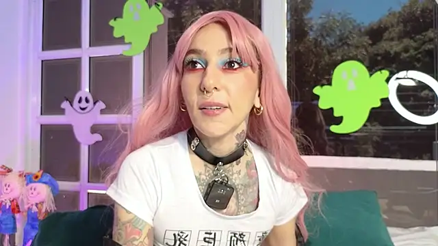 Evangelyne 1 online show from October 26, 2025, 4:13 pm