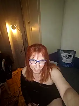 lollipop cat online show from March 5, 2025, 8:42 pm