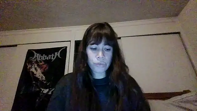 Snapshot of petitedoll29 chatting on December 15, 2024, 12:51 am petitedoll29 online show from December 15, 2024, 12:51 am