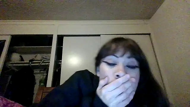 Snapshot of petitedoll29 chatting on December 16, 2024, 3:51 am petitedoll29 online show from December 16, 2024, 3:51 am