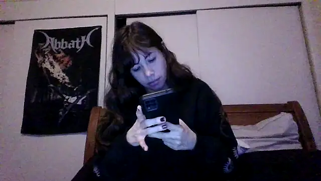 Snapshot of petitedoll29 chatting on December 28, 2024, 4:08 am petitedoll29 online show from December 28, 2024, 4:08 am