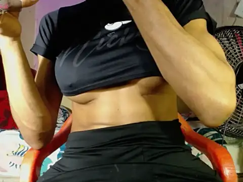 SexyLindaBig online show from November 30, 2025, 9:35 am