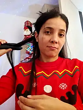 miaeyes online show from December 24, 2024, 5:13 pm