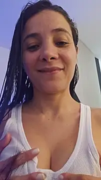 miaeyes online show from November 7, 2025, 2:50 pm