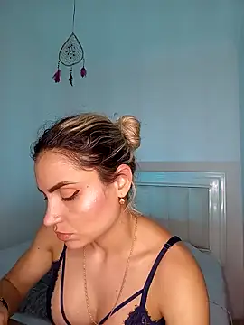 ASHLEY BLAIR online show from December 31, 2024, 10:45 pm