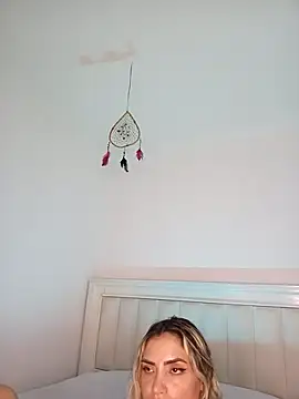 ASHLEY BLAIR online show from January 3, 2025, 12:00 am