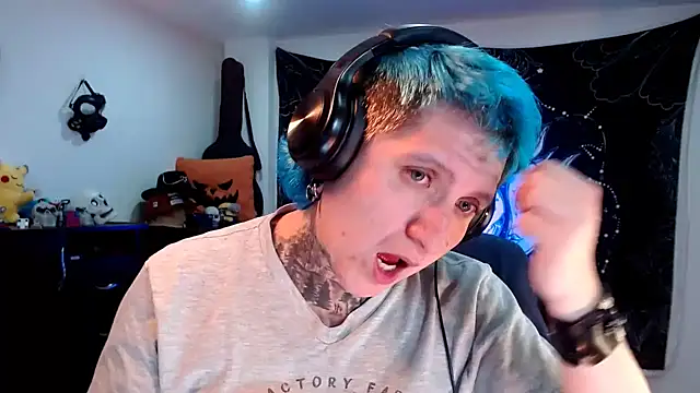 Marieblueeyes online show from February 5, 2025, 5:20 am