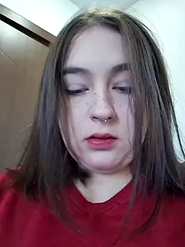 Yammy Yumi online show from November 1, 2025, 5:09 am