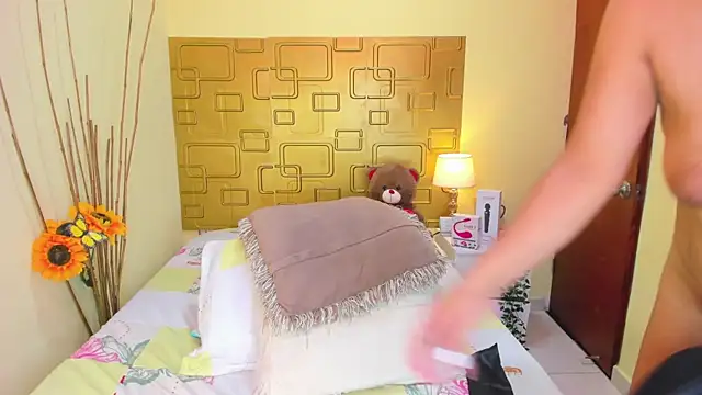 Julia Haye online show from March 2, 2025, 10:14 am