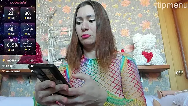 SophieBush online show from February 25, 2025, 10:37 am