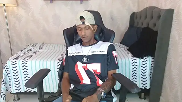 ManSant online show from September 9, 2025, 1:54 pm