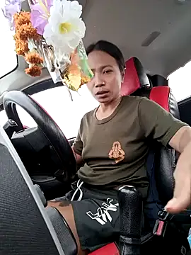 Snapshot of KinkyKit_May chatting on December 12, 2024, 6:47 am KinkyKit May online show from December 12, 2024, 6:47 am