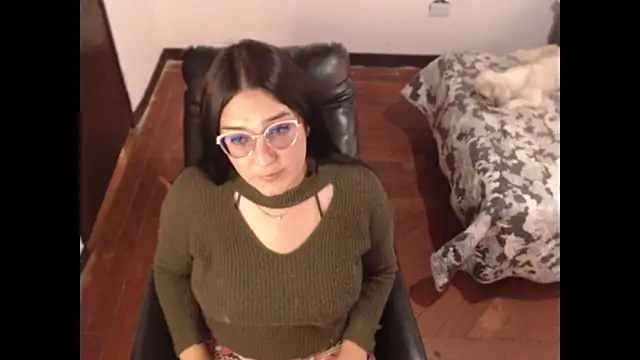 Snapshot of bella_vel chatting on January 25, 2025, 8:31 pm bella vel online show from January 25, 2025, 8:31 pm