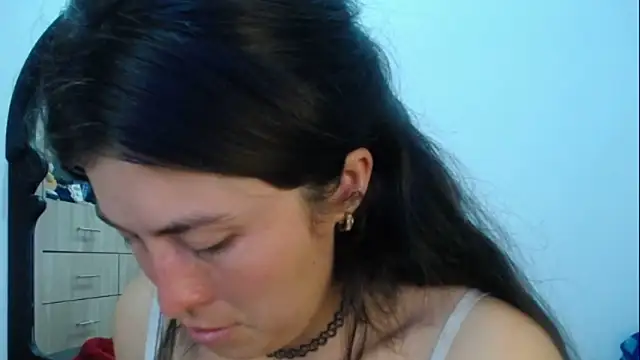 Alexandrasaenz online show from March 14, 2025, 11:53 pm