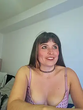 Alexandrasaenz online show from March 24, 2026, 9:09 pm