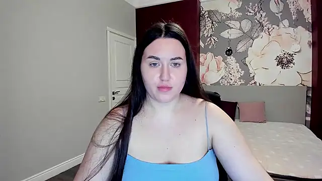 Roxie Bradley online show from February 6, 2026, 6:51 am