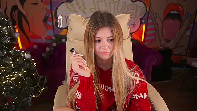 Snapshot of Lili_Danger chatting on December 26, 2024, 3:59 am Lili Danger online show from December 26, 2024, 3:59 am