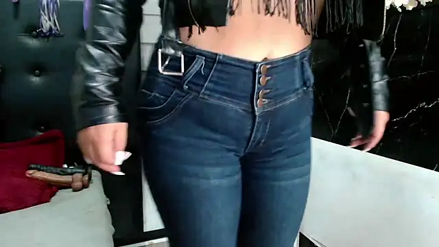 VIOLETTA-HOT online show from February 25, 2025, 10:37 am