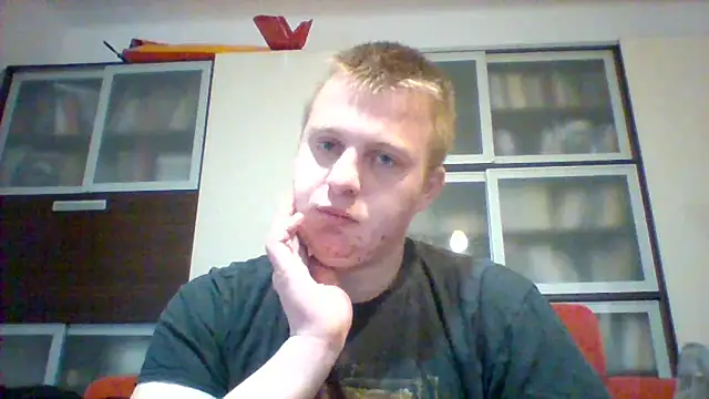 Matttthees online show from February 19, 2025, 7:59 pm