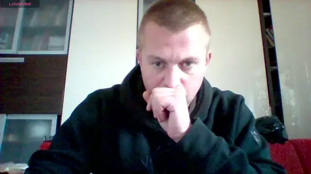 Matttthees online show from October 10, 2025, 2:38 pm