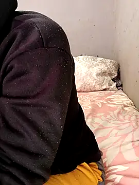 BeejayLoverxx online show from October 21, 2025, 8:59 am