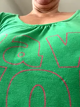 sweetmystery1 online show from September 13, 2025, 9:53 am