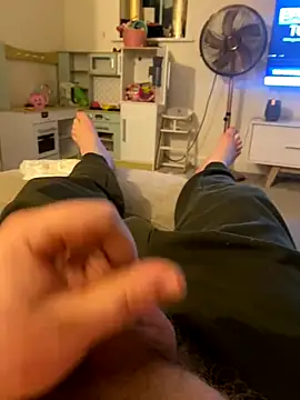 Joeangus87 online show from November 15, 2025, 1:03 am