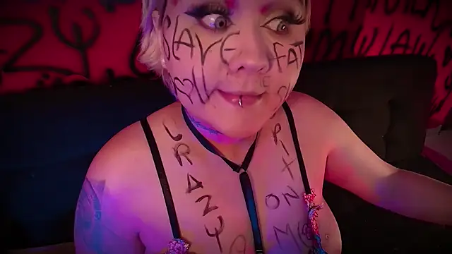 Laura takint online show from February 24, 2025, 10:14 pm