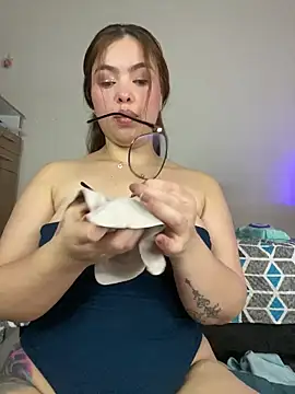 Liza 1 online show from February 3, 2026, 10:37 pm