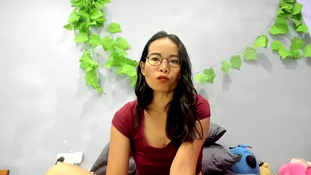 loveley jenny online show from October 19, 2025, 12:00 am