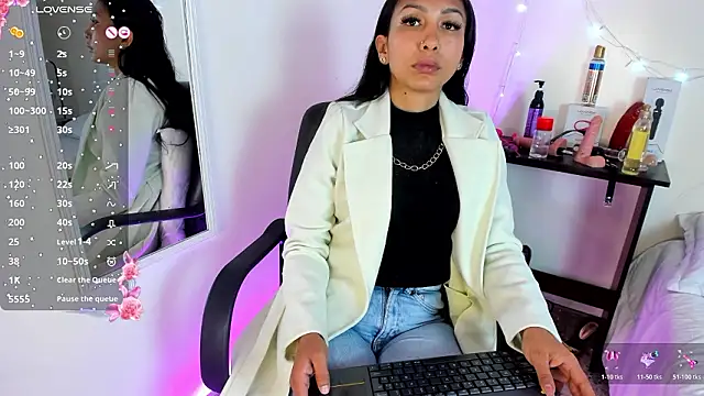 Snapshot of Tracy_lambo chatting on February 15, 2026, 2:30 am Tracy lambo online show from February 15, 2026, 2:30 am