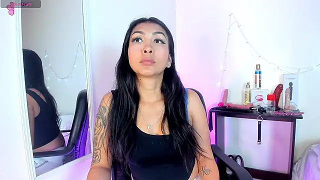 Snapshot of Tracy_lambo chatting on February 27, 2026, 1:05 am Tracy lambo online show from February 27, 2026, 1:05 am