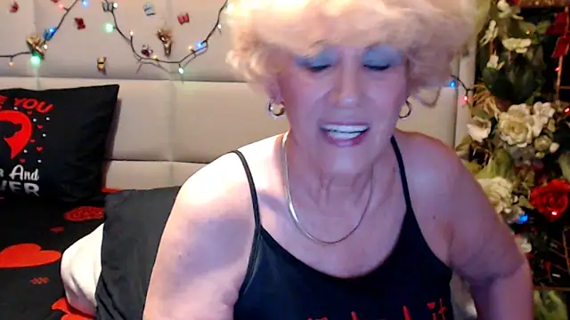 HappyWomanOn online show from June 19, 2026, 7:23 am
