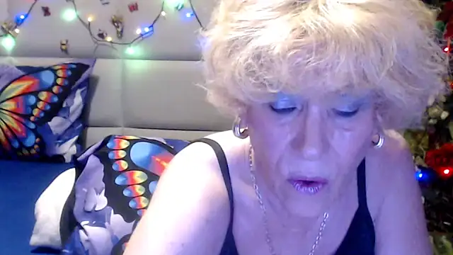 HappyWomanOn online show from June 25, 2026, 8:52 am